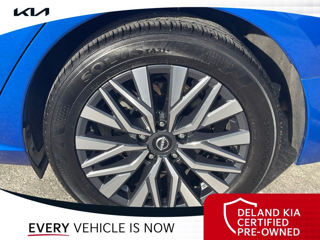 2025 Nissan Altima SV - Photo 19