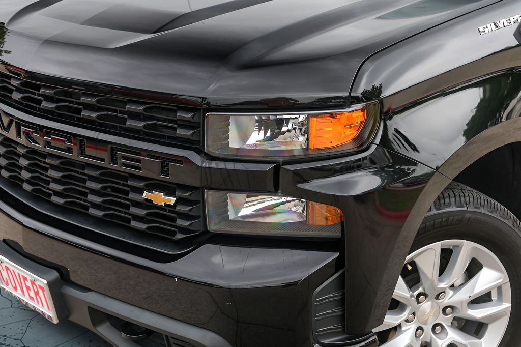 Used Car 2021 Chevrolet Silverado 1500  Custom For Sale Under $35,000 In Austin, Texas