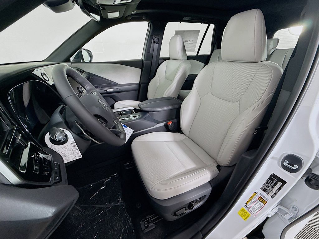 Thumbnail: 2026 Lexus TX - 16