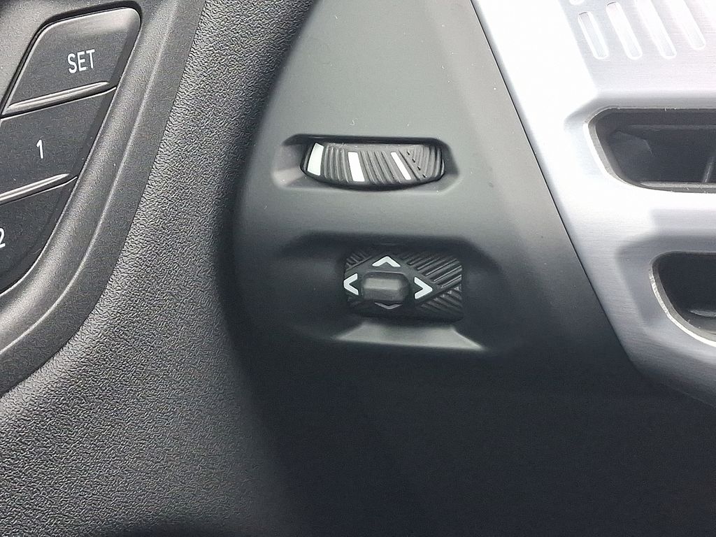 Thumbnail: 2025 BMW 2 Series - 24