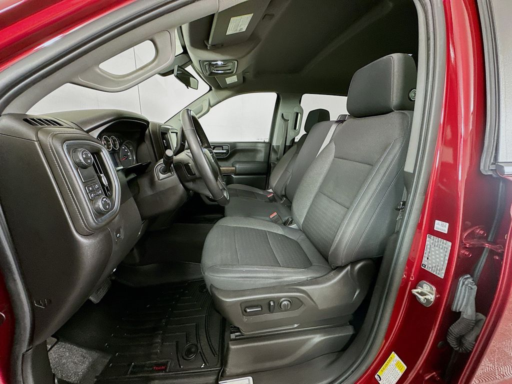 Thumbnail: 2019 Chevrolet Silverado 1500 - 20