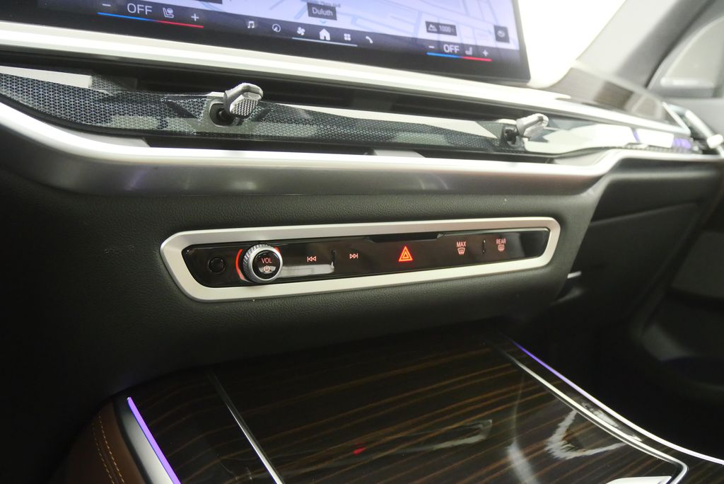 Thumbnail: 2025 BMW X5 - 26