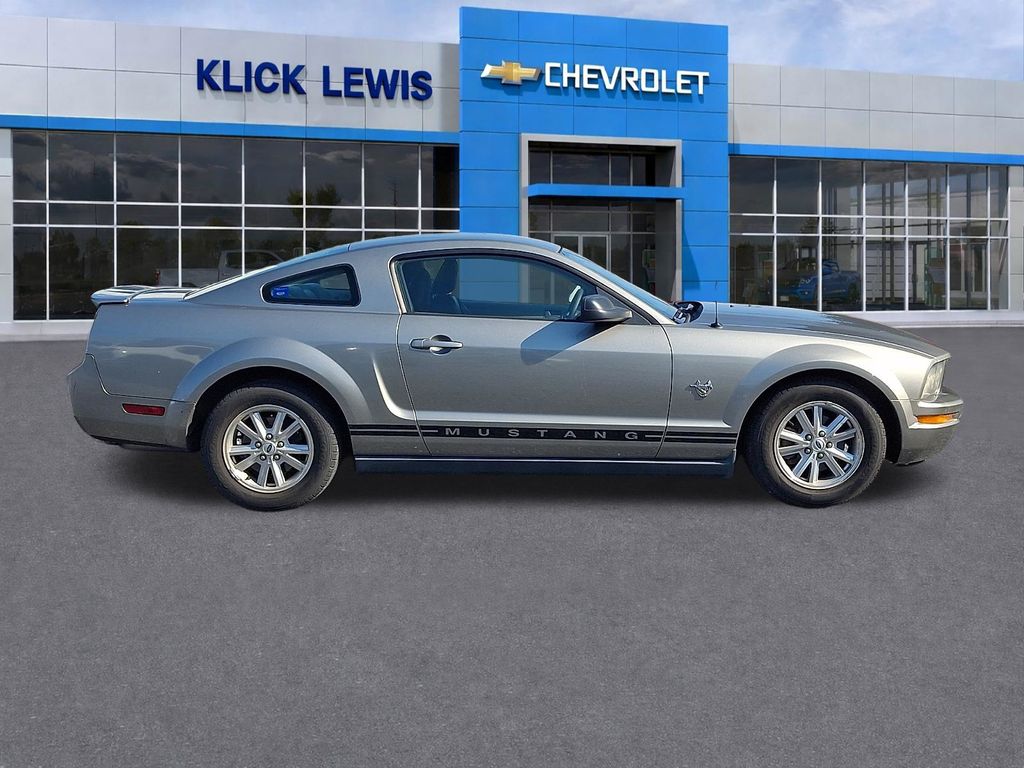 2009 Ford Mustang V6  at Grove City Ford