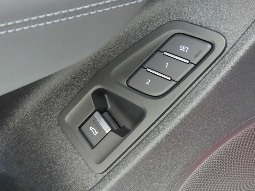 Thumbnail: 2026 Audi Q3 - 32