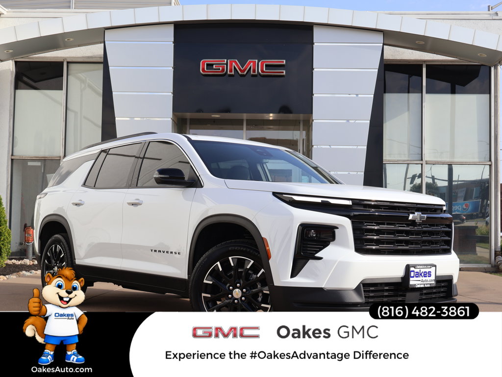 Summit White 2026 Chevrolet Traverse SUV / Crossover Four-Wheel Drive 8-Speed Automatic