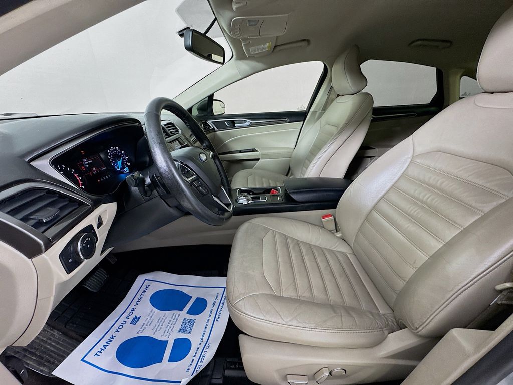 Used Car 2017 Ford Fusion  Se For Sale Under $10,000 In Austin, Texas