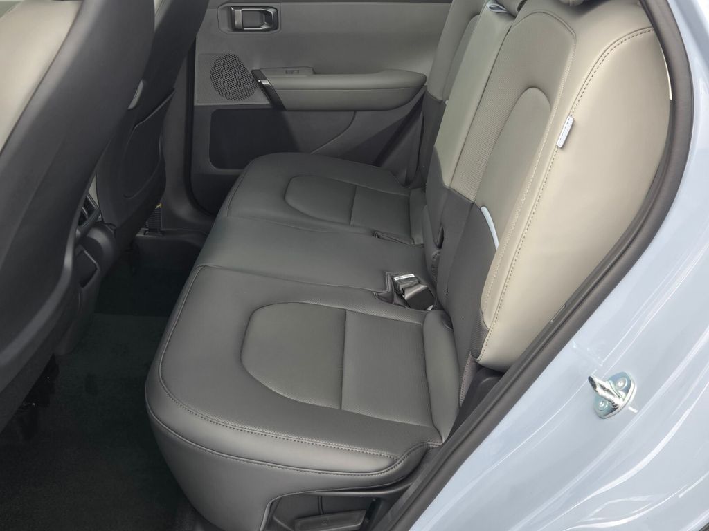2027 Kia Seltos - $32,030