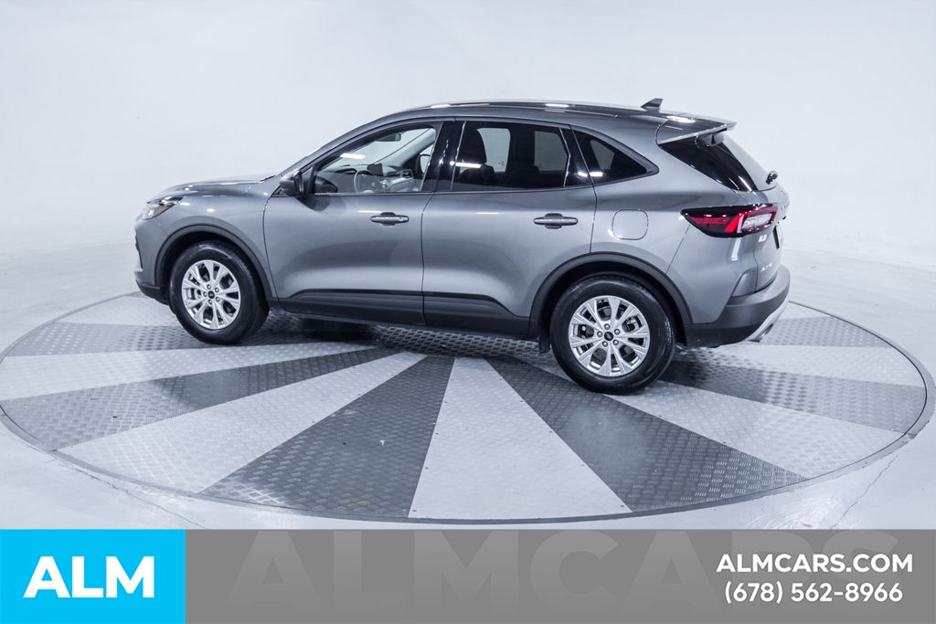 Used 2025 Gray Ford Active image 5