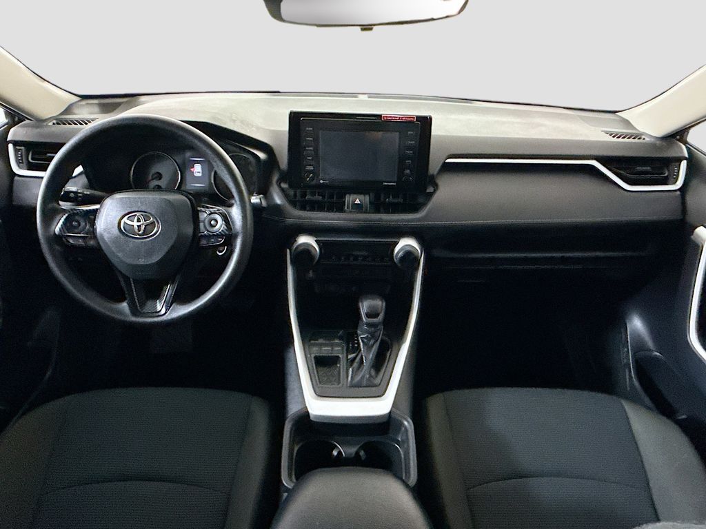 Thumbnail: 2021 Toyota RAV4 - 13