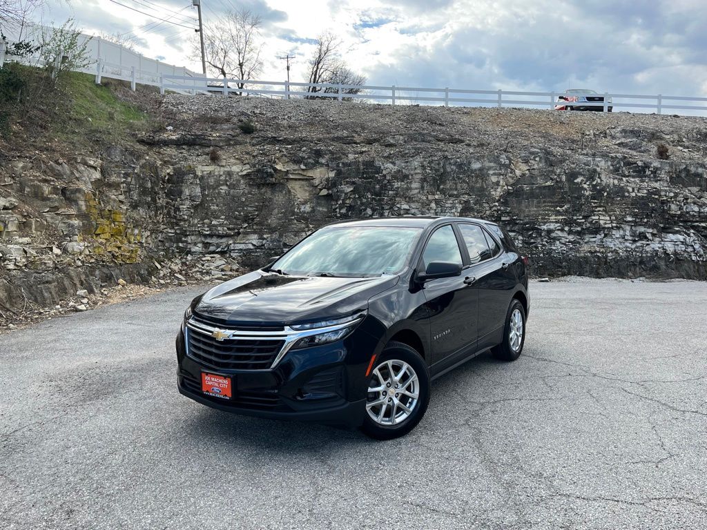 View vehicle photo 2