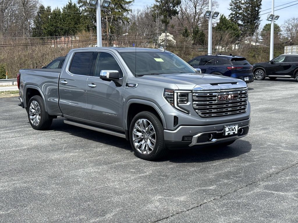 2024 GMC Sierra 1500 Denali Crew Cab 4WD