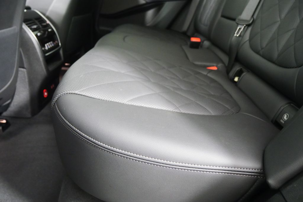 2025 BMW X5 sDrive40i 15