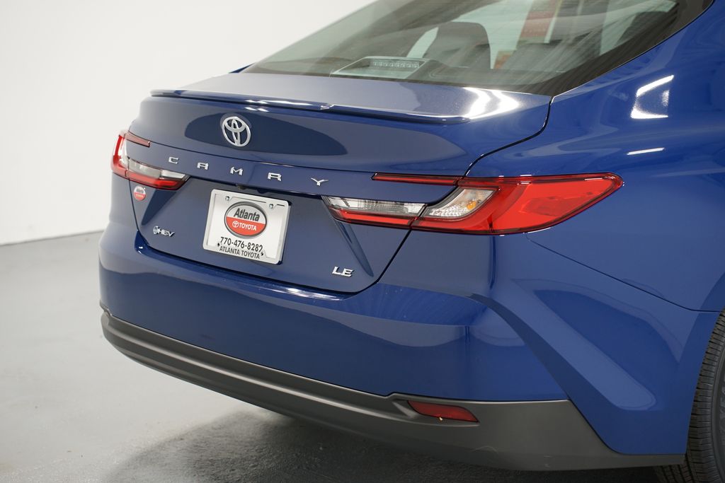 Thumbnail: 2025 Toyota Camry - 9