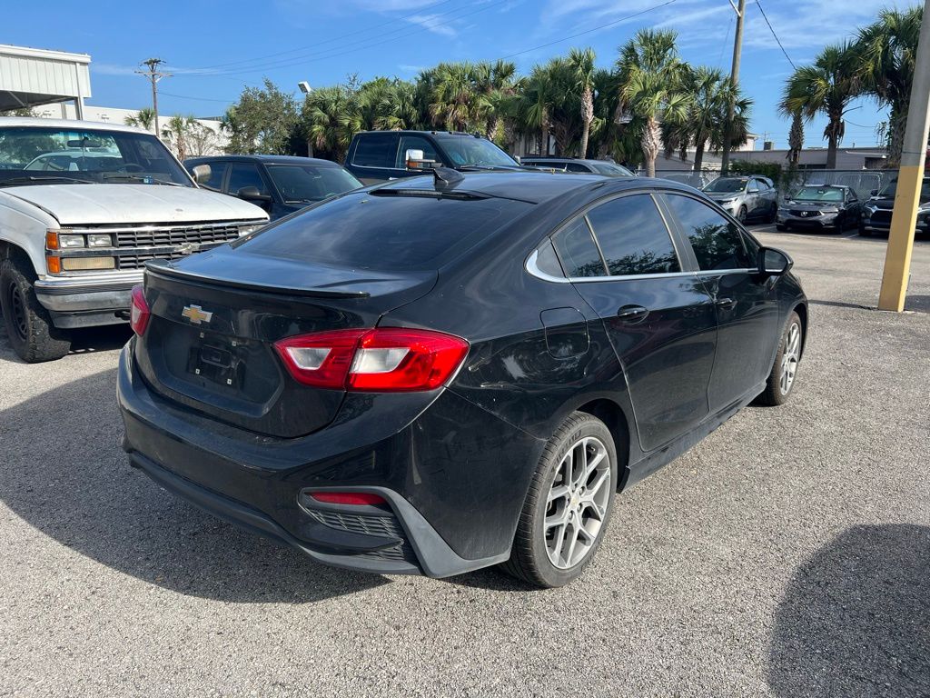 2018 Chevrolet Cruze LT 3