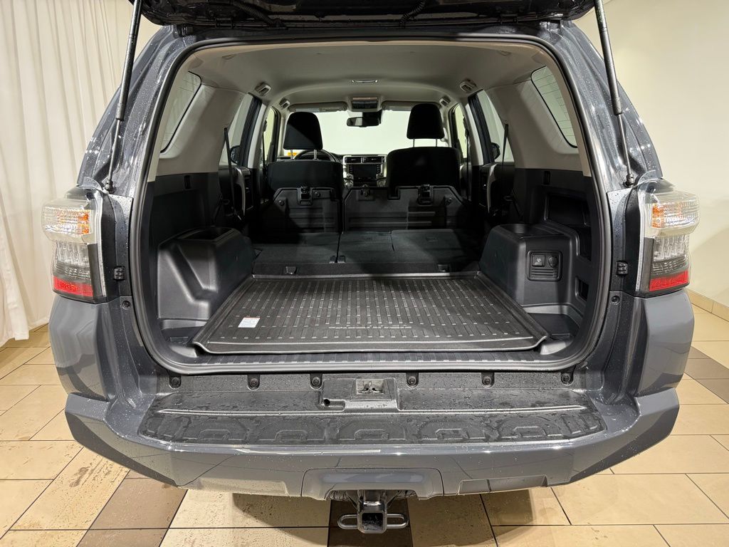 Thumbnail: 2024 Toyota 4Runner - 12