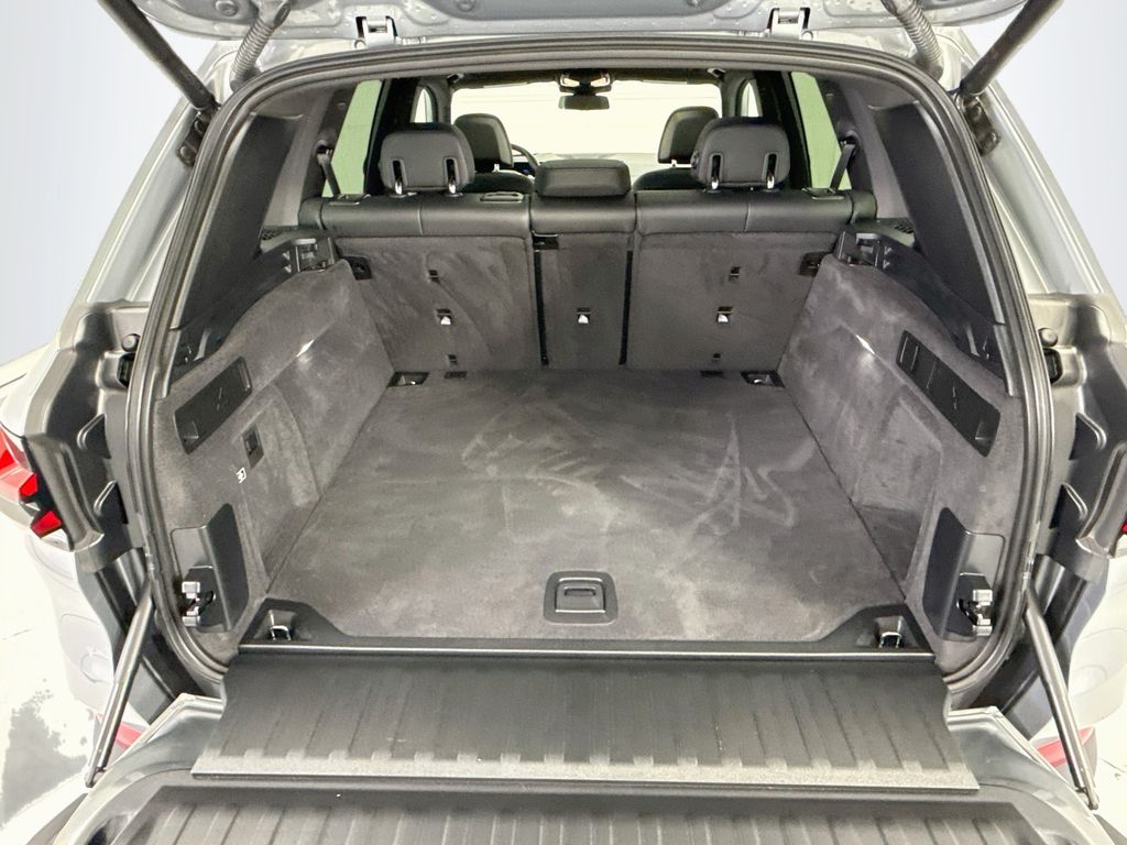Thumbnail: 2026 BMW X5 - 27