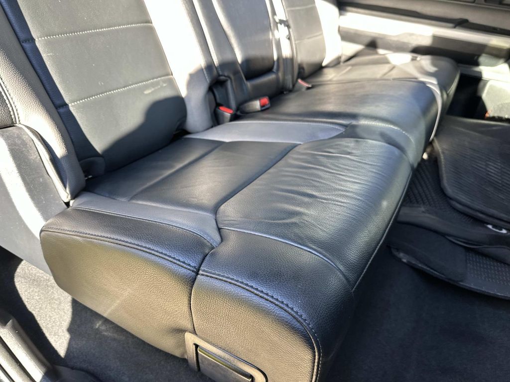 Thumbnail: 2019 Toyota Tundra - 25