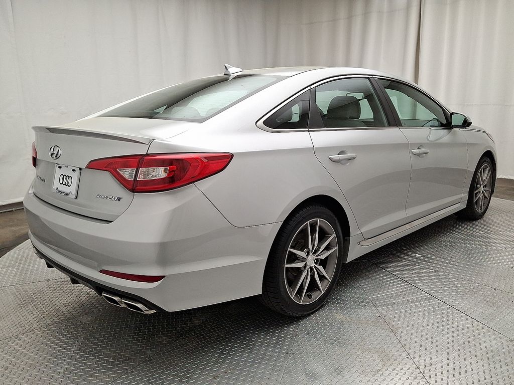 2017 Hyundai Sonata Sport 4