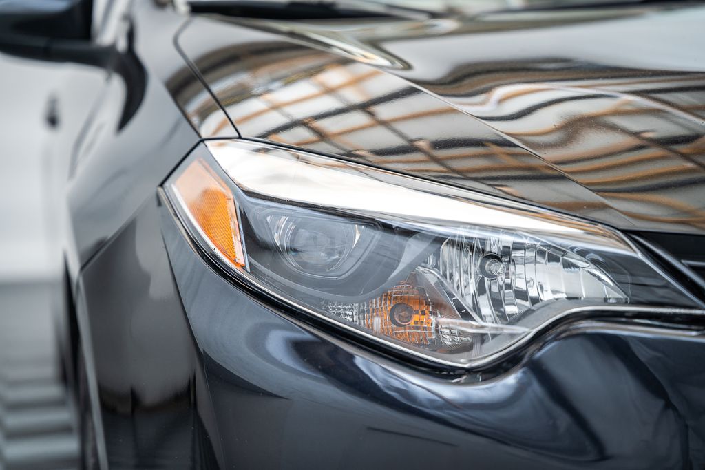 ToyotaCorolla12