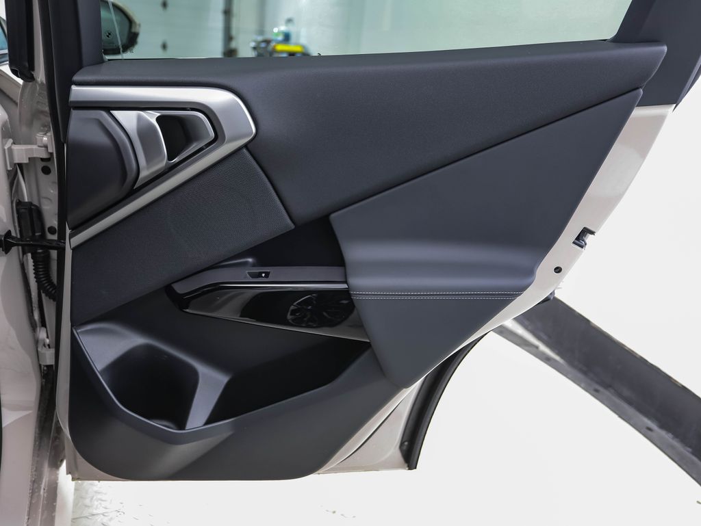 Thumbnail: 2026 BMW X3 - 24