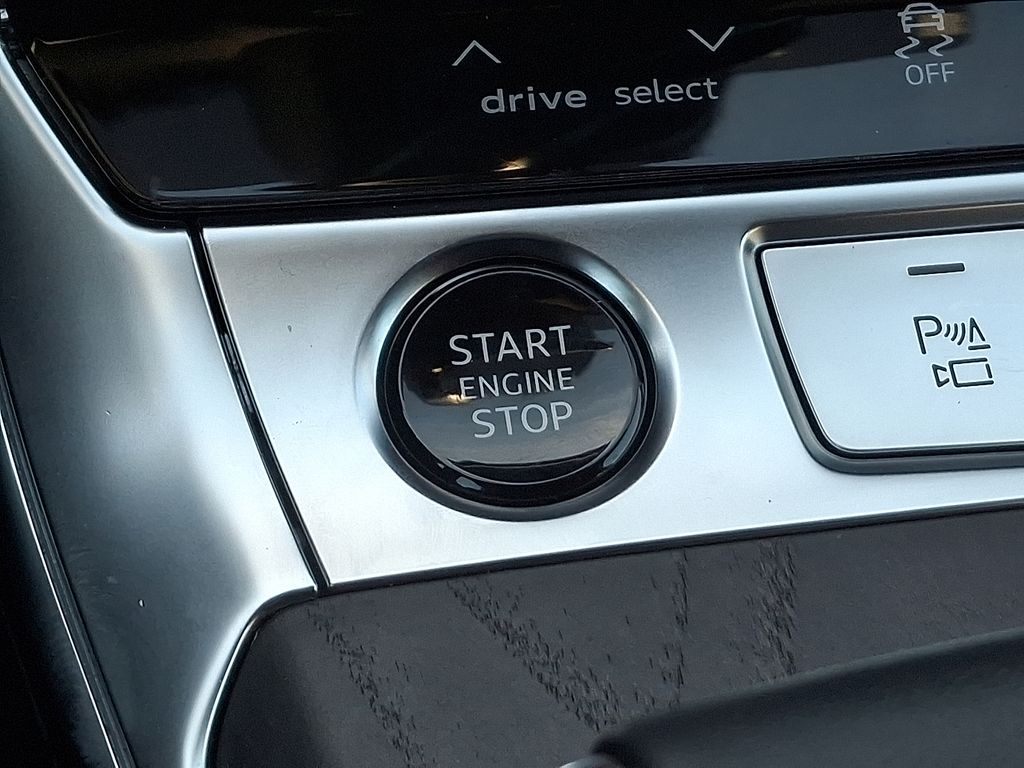 Thumbnail: 2023 Audi A6 - 25