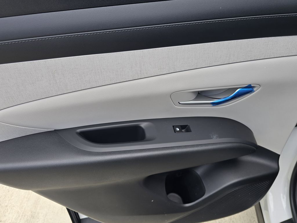 New 2026 Green Hyundai SEL Premium image 13