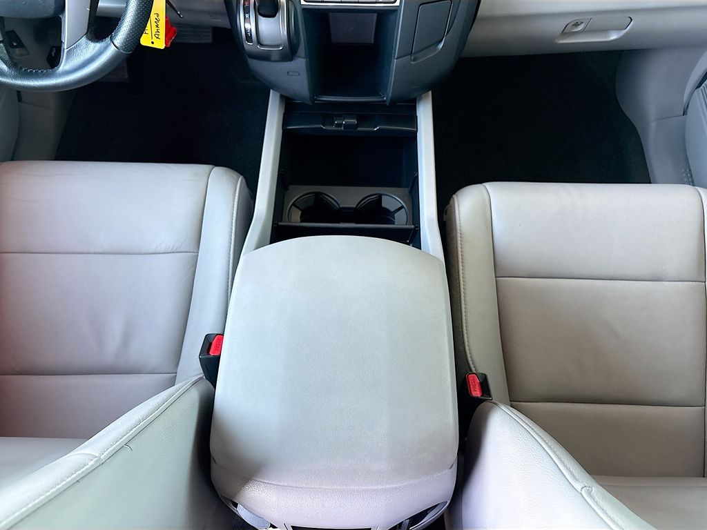 Thumbnail: 2014 Honda Pilot - 16