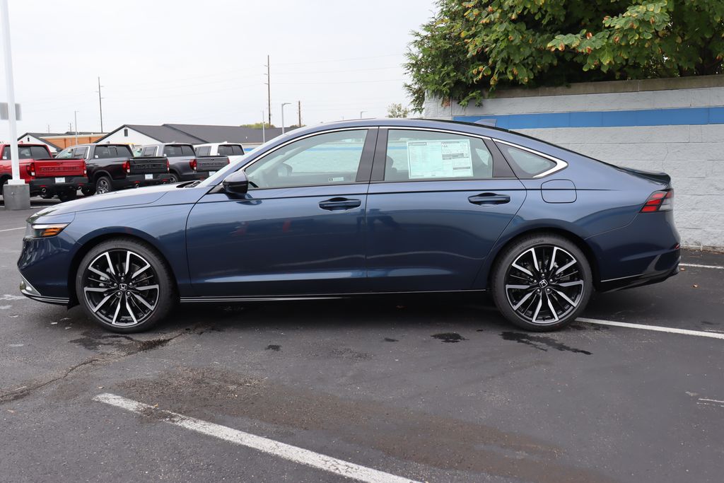 2025 Honda Accord Touring 2
