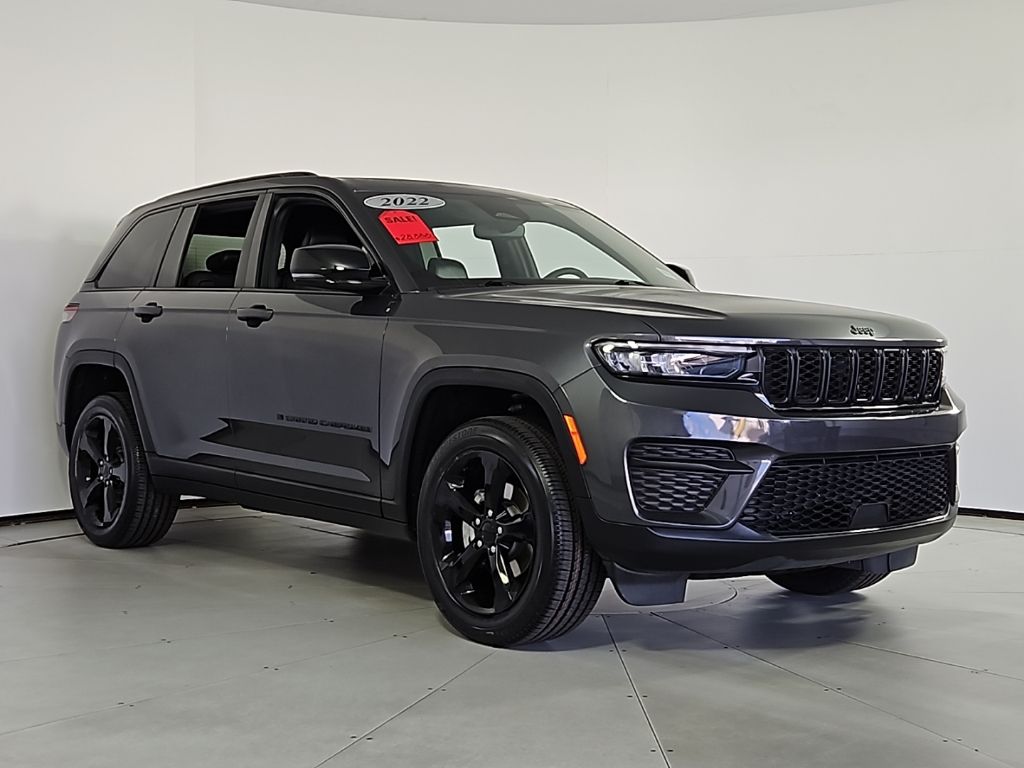 Thumbnail: 2022 Jeep Grand Cherokee - 4