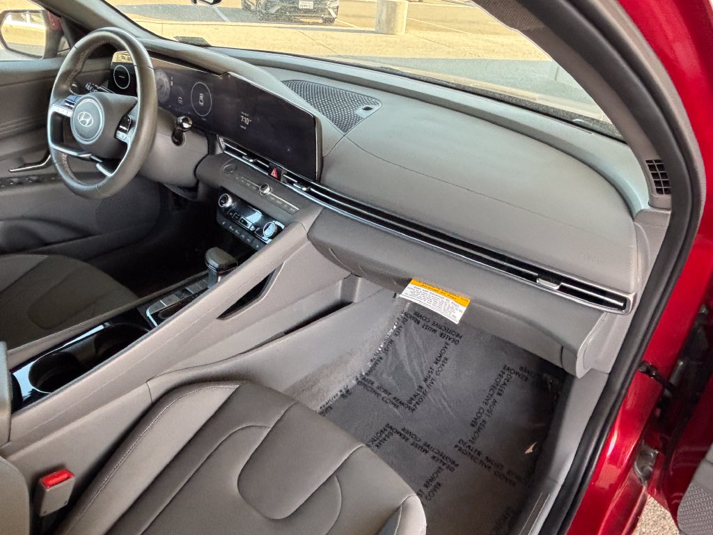 Thumbnail: 2025 Hyundai Elantra - 20