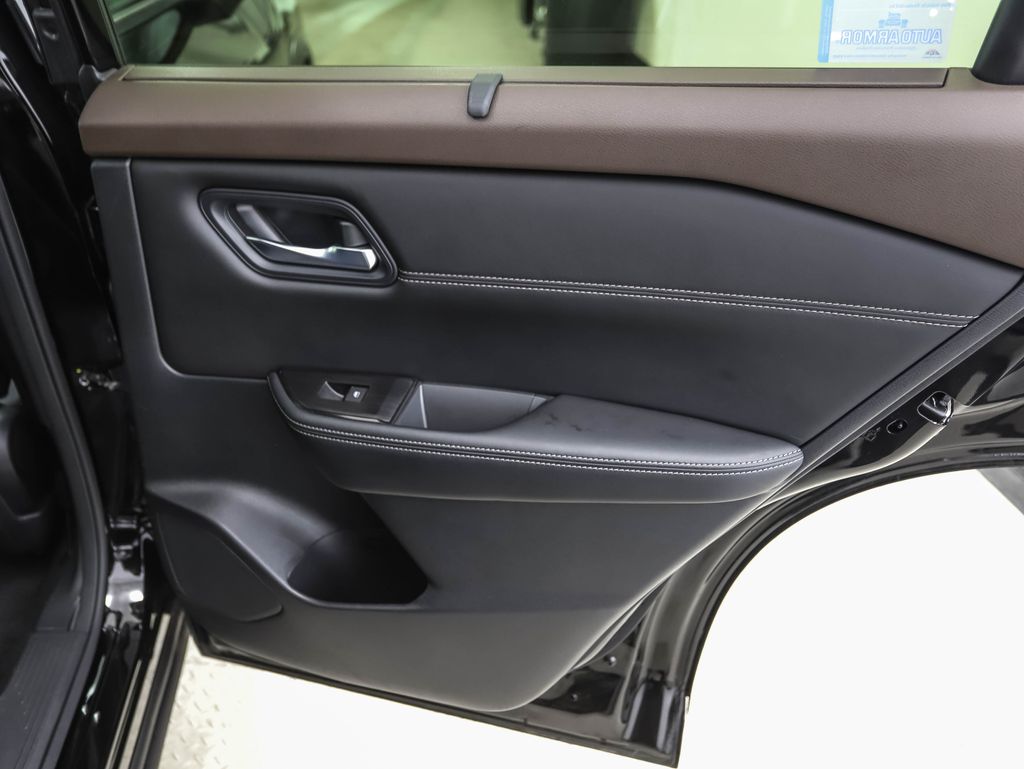 Thumbnail: 2023 Nissan Rogue - 23