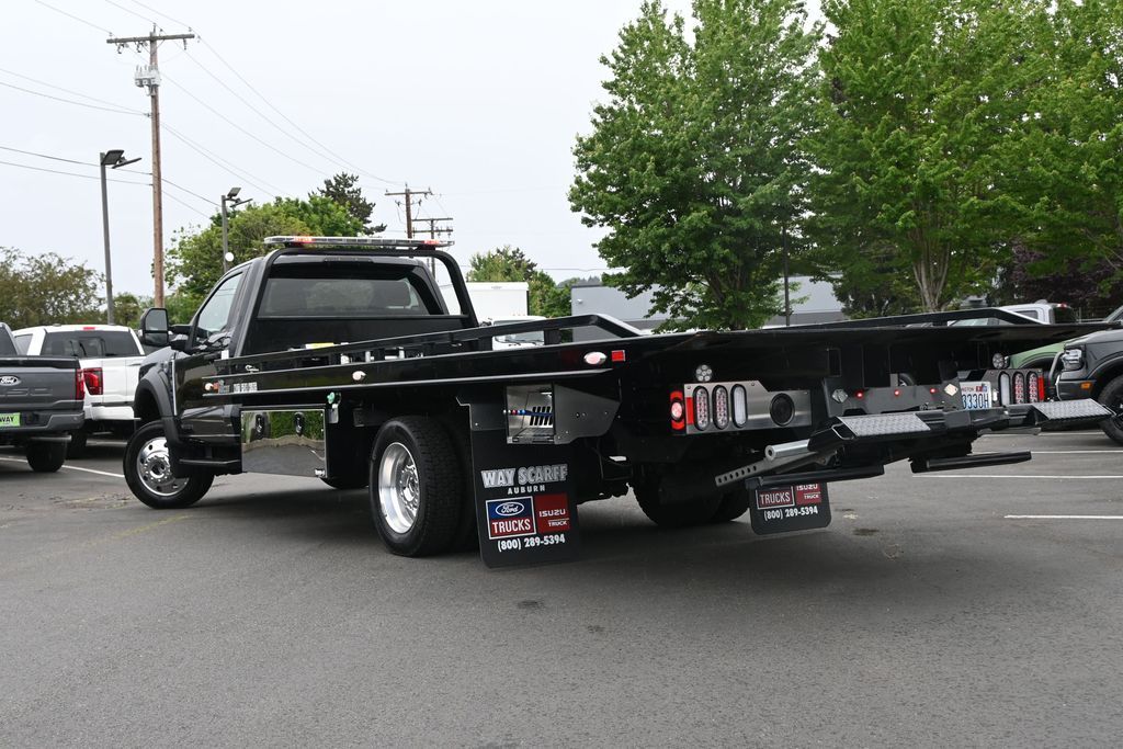 2024 Ford F-550 Chassis XLT