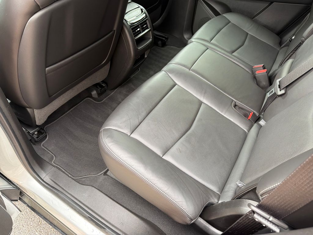 Used 2020 Silver Cadillac Premium Luxury image 36