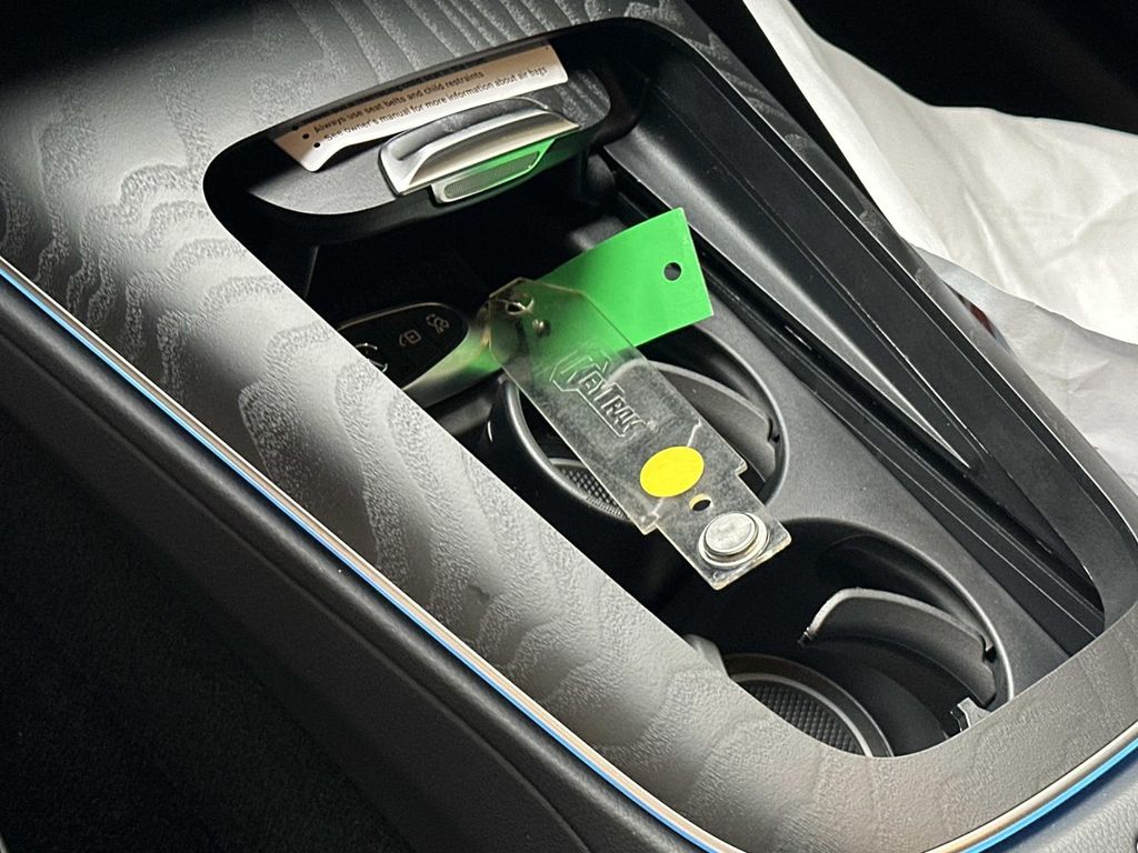 Thumbnail: 2026 Mercedes-Benz E-Class - 24