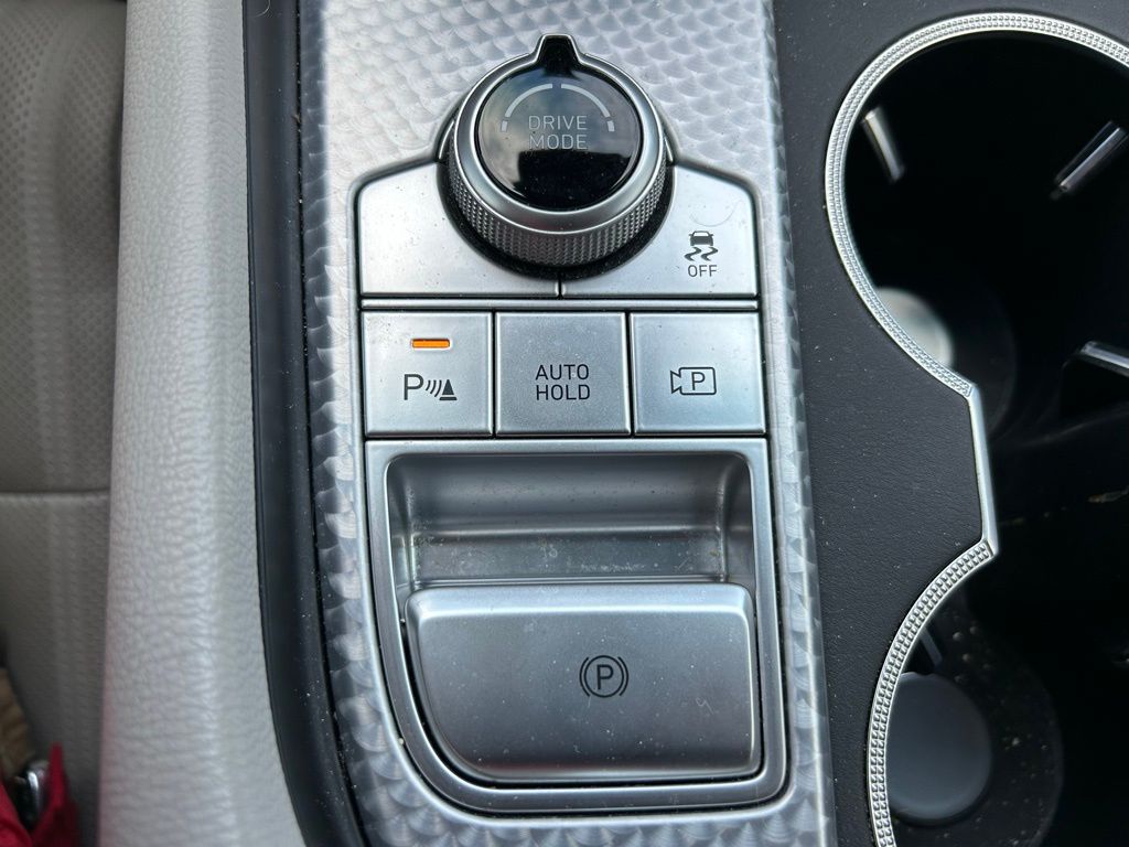 2022 Genesis G70 3.3T 27