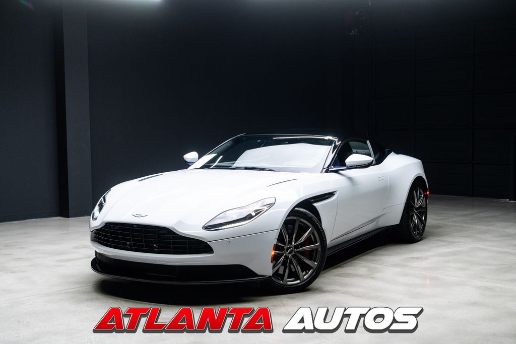 2019 Aston Martin DB11 V8 Coupe RWD