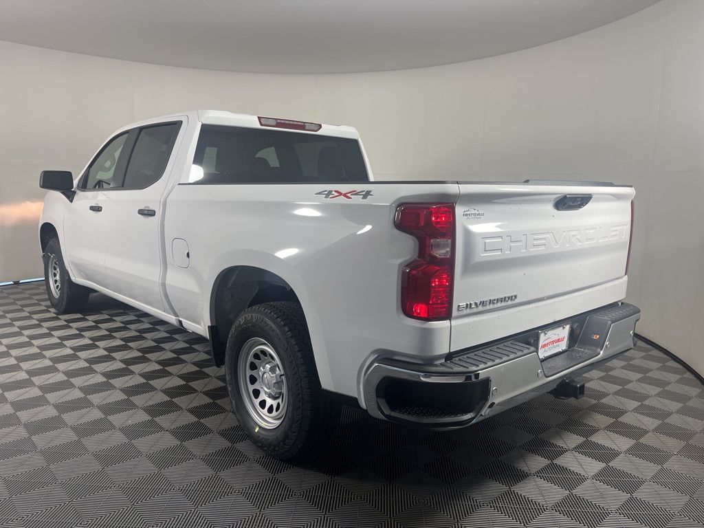 Thumbnail: 2026 Chevrolet Silverado 1500 - 3