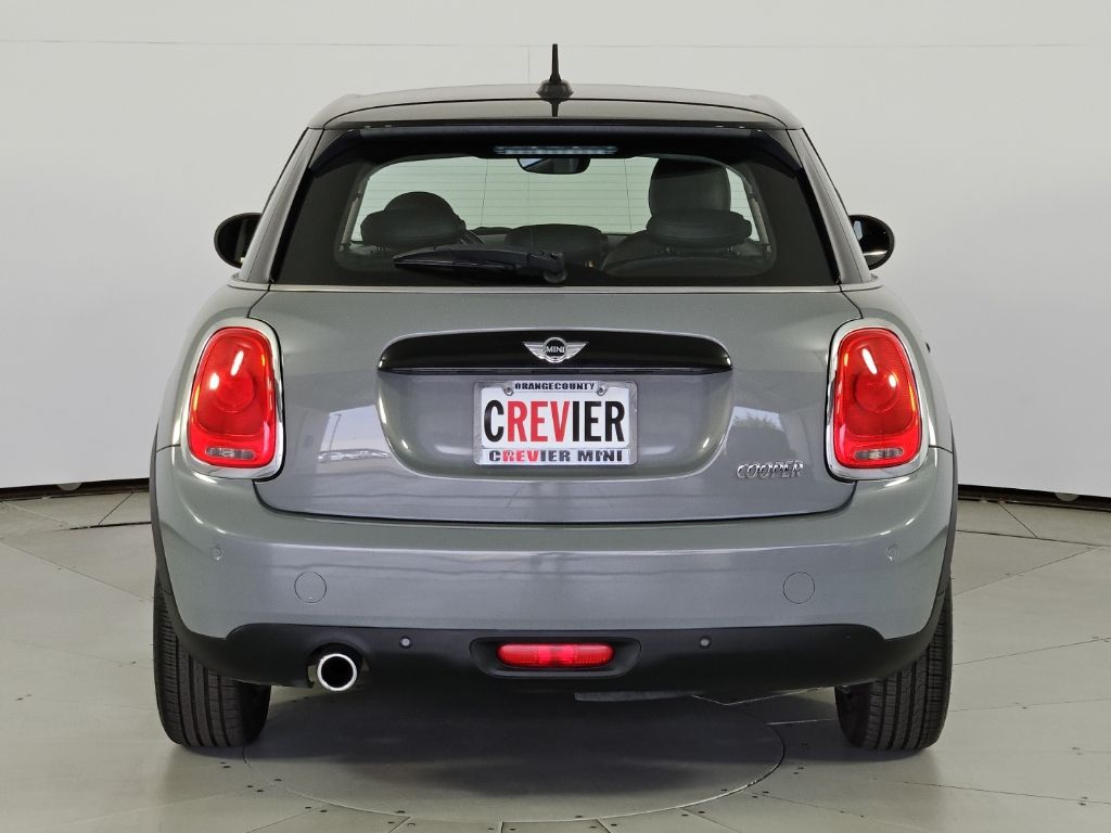 Thumbnail: 2017 MINI Cooper - 8