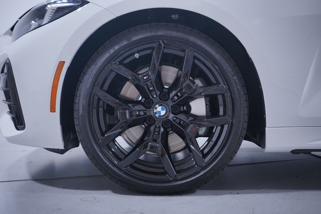 Thumbnail: 2026 BMW 4 Series - 2