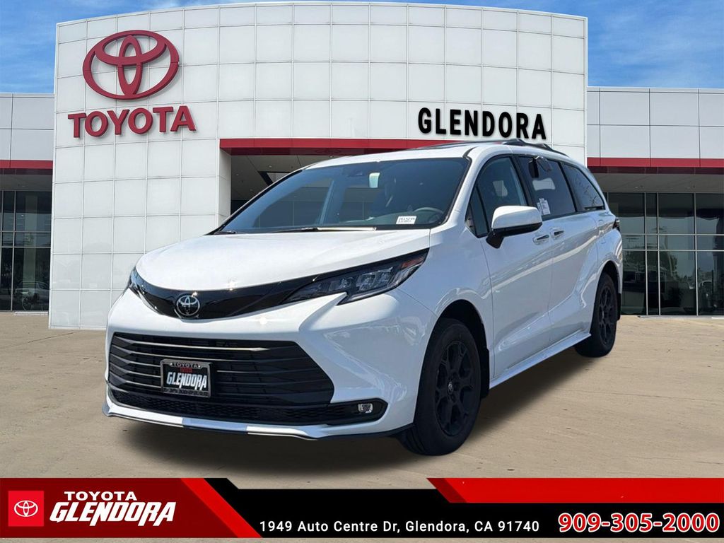 New 2026 Toyota Sienna Van