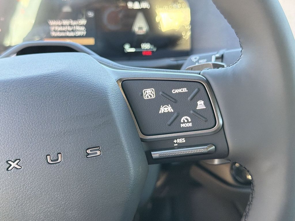 Thumbnail: 2026 Lexus ES - 27