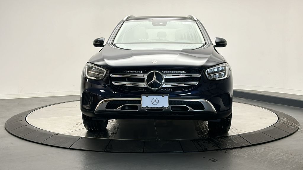 2022 Mercedes-Benz GLC 300 2