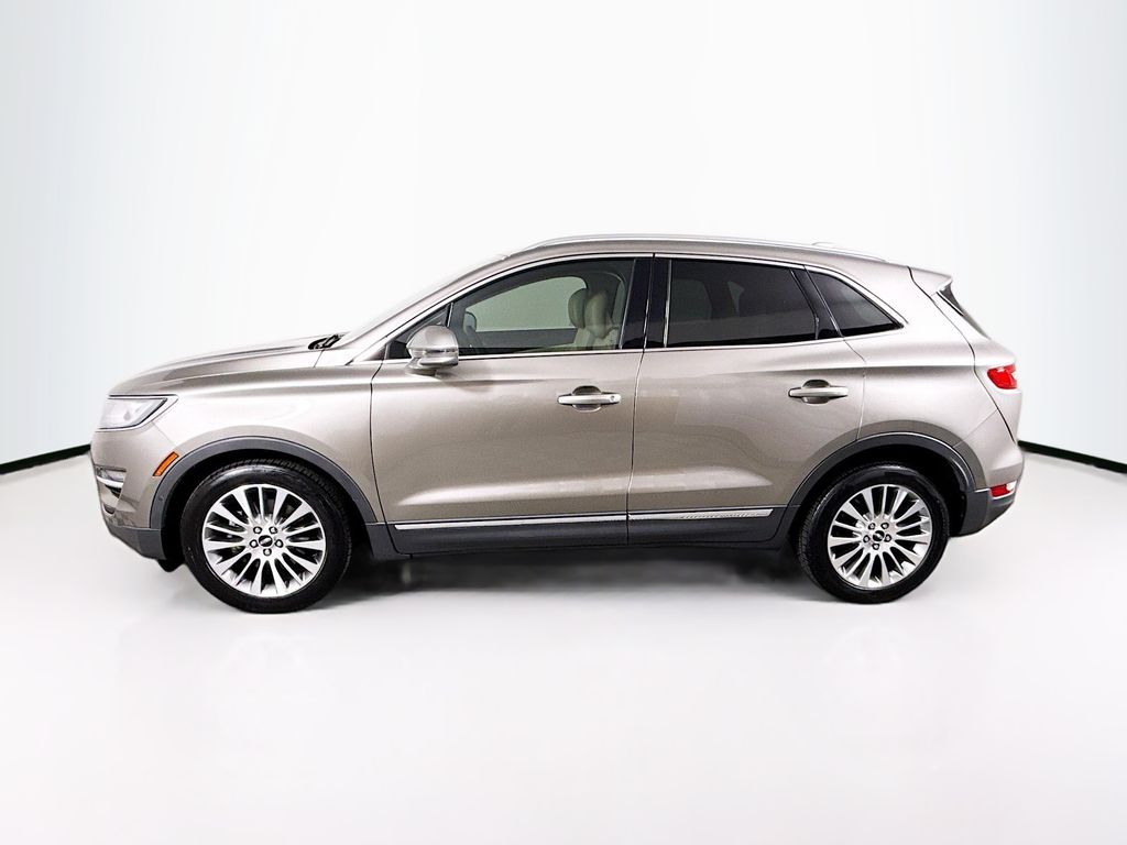 Thumbnail: 2017 Lincoln MKC - 8