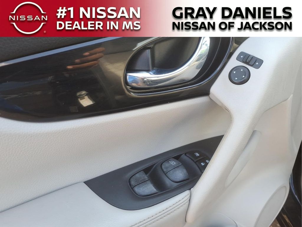 Used 2017 Nissan Rogue Sport SUV