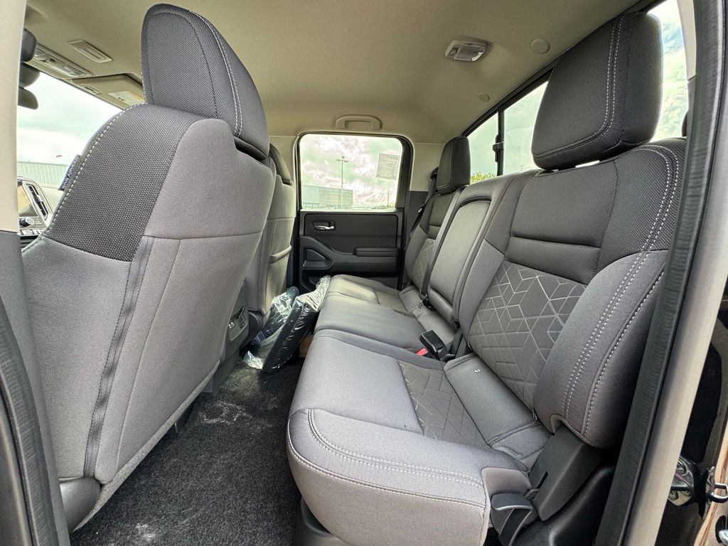 New 2027 Nissan Frontier Truck