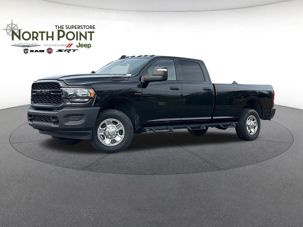2024 RAM 3500 Tradesman Crew Cab LB 4WD