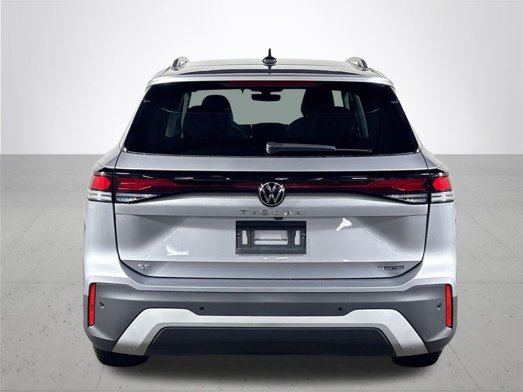 2025 Volkswagen Tiguan SE photo 4