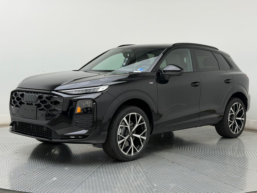 Thumbnail: 2026 Audi Q3 - 4