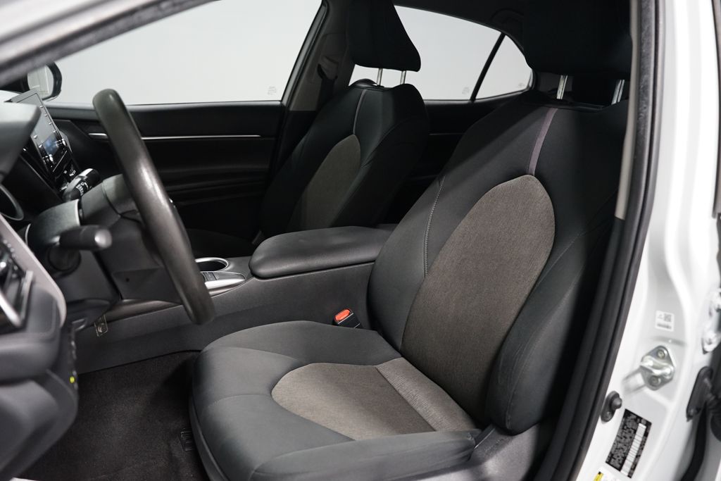 Thumbnail: 2023 Toyota Camry - 24