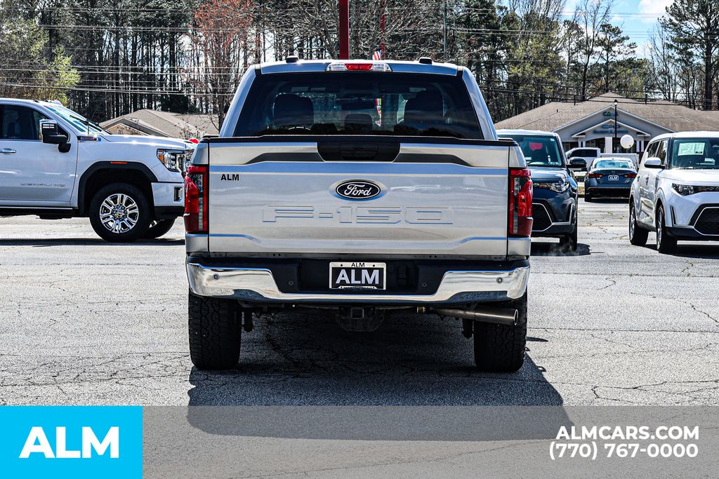 Used 2025 Silver Ford XLT image 12